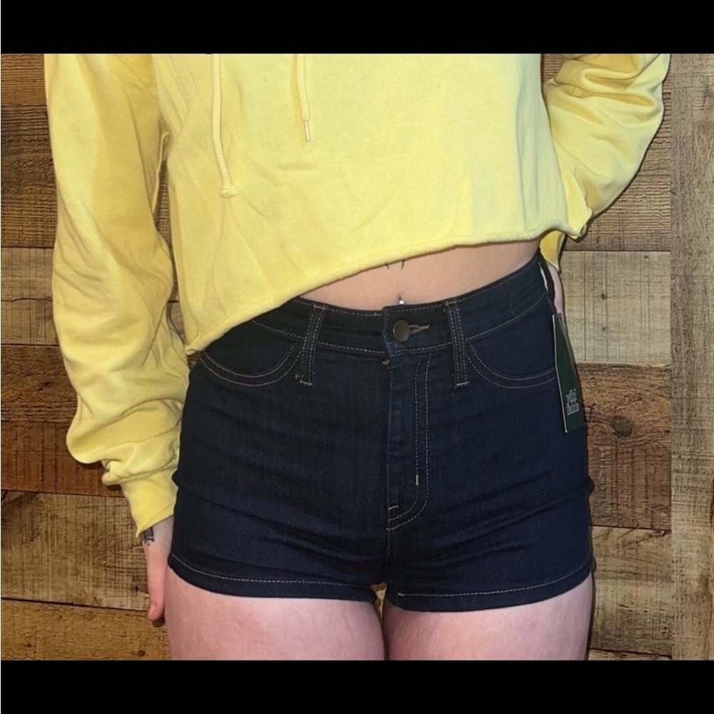 NWT Wild fable high waisted jean shorts - Picture 3 of 8